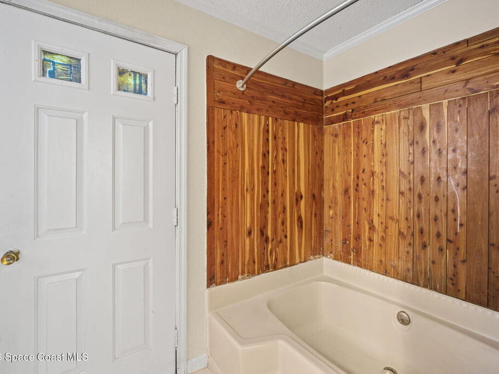 325 E Hall Road, Merritt Island, FL 32953