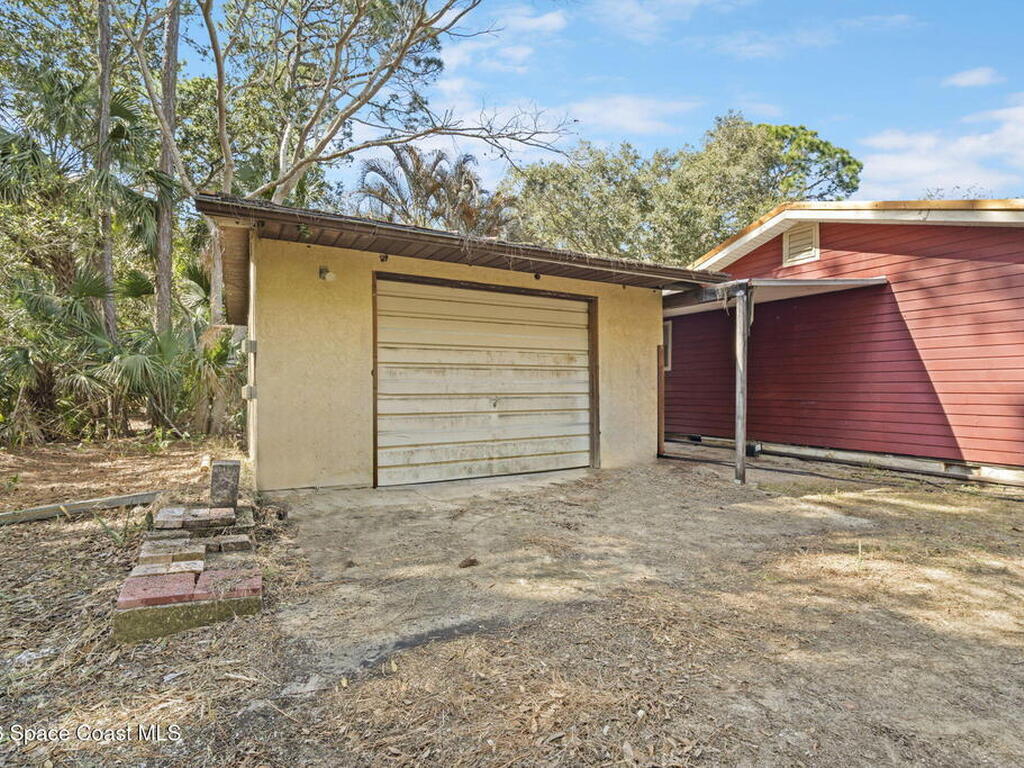 325 E Hall Road, Merritt Island, FL 32953