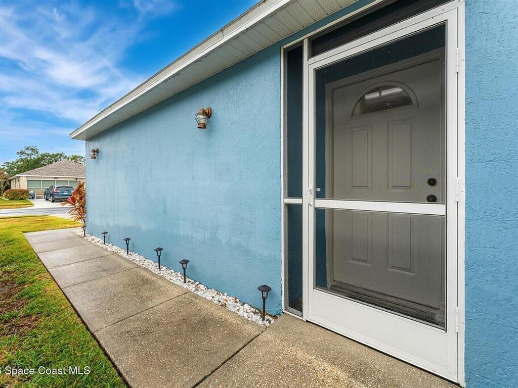 2047 Majestic Pine Court, Palm Bay, FL 32905