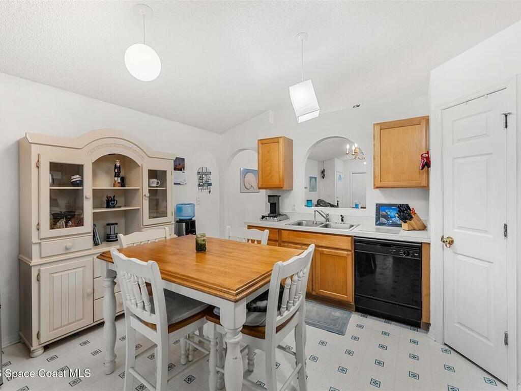 2047 Majestic Pine Court, Palm Bay, FL 32905