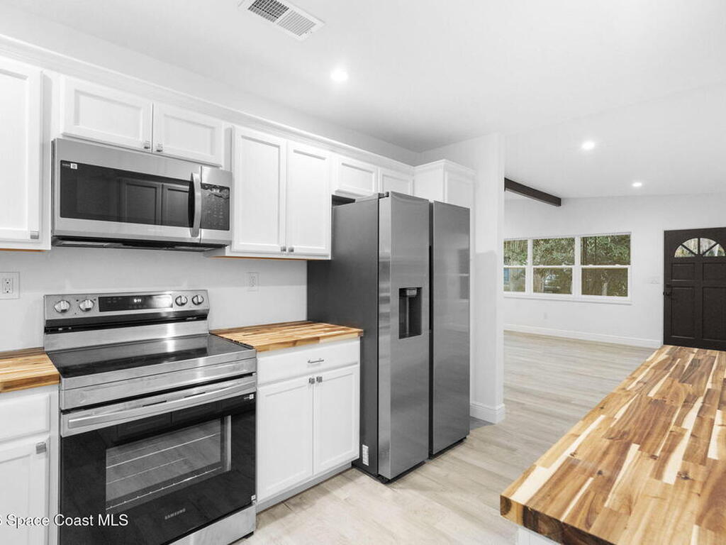 310 Nidy Avenue, Titusville, FL 32796