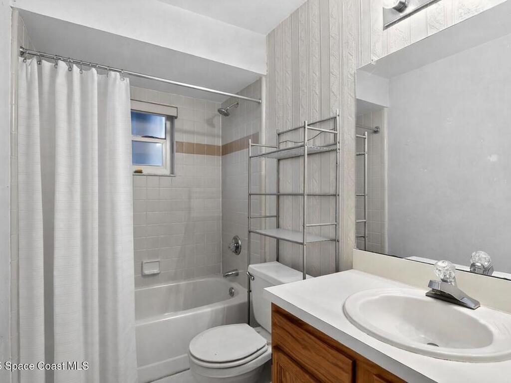 925 Pine Baugh Street, Rockledge, FL 32955