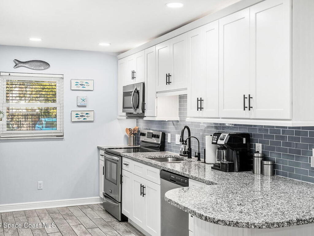 1010 Pinetree Drive, Indian Harbour Beach, FL 32937