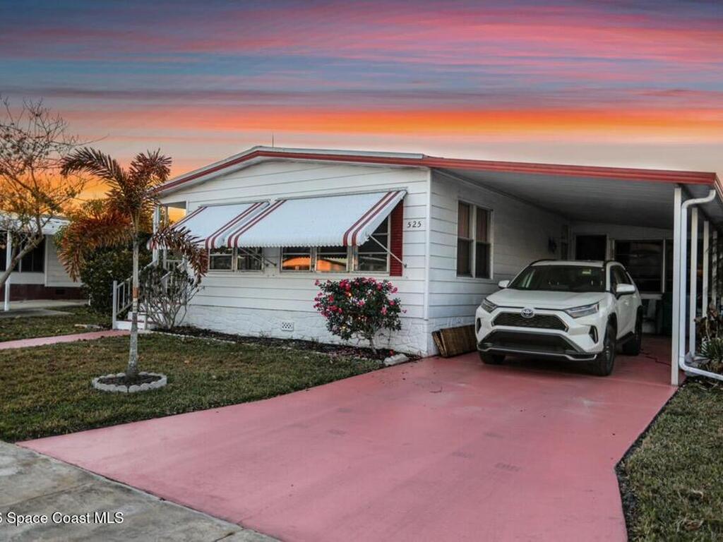 525 Kimberly Circle, Melbourne, FL 32904