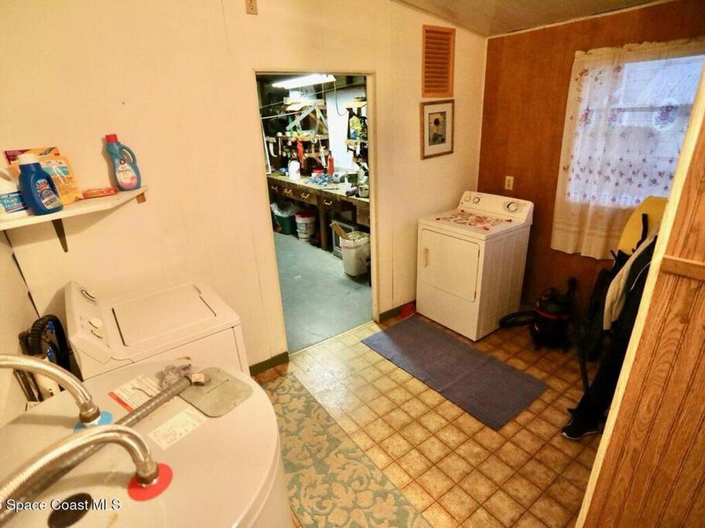 525 Kimberly Circle, Melbourne, FL 32904