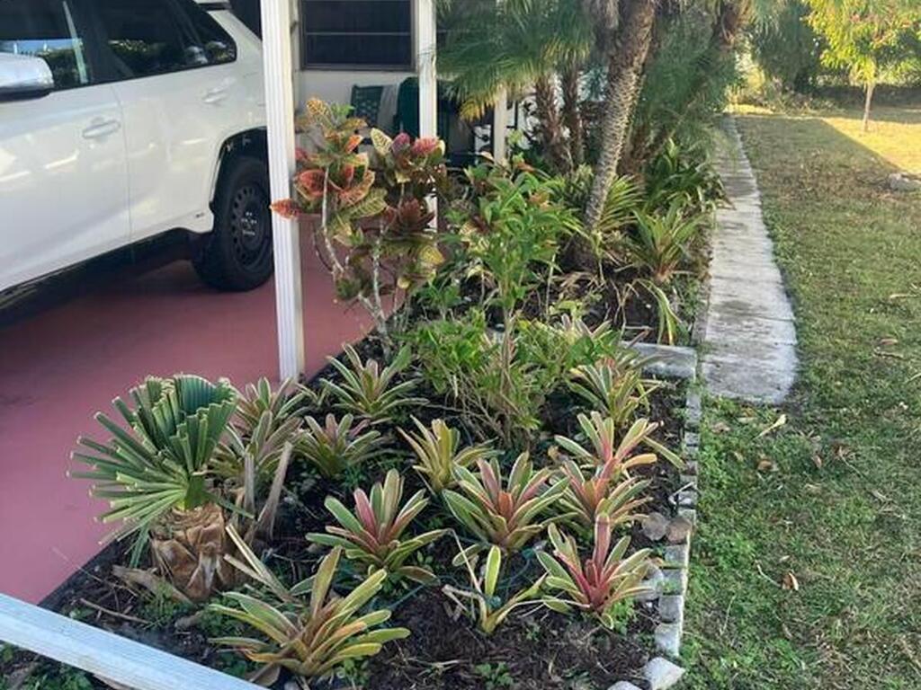 525 Kimberly Circle, Melbourne, FL 32904