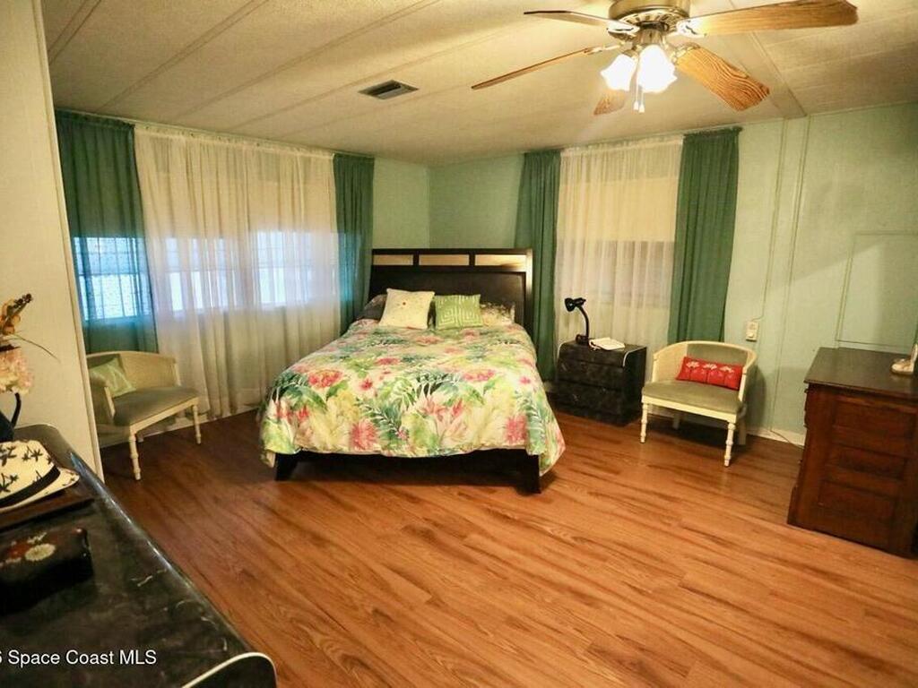 525 Kimberly Circle, Melbourne, FL 32904