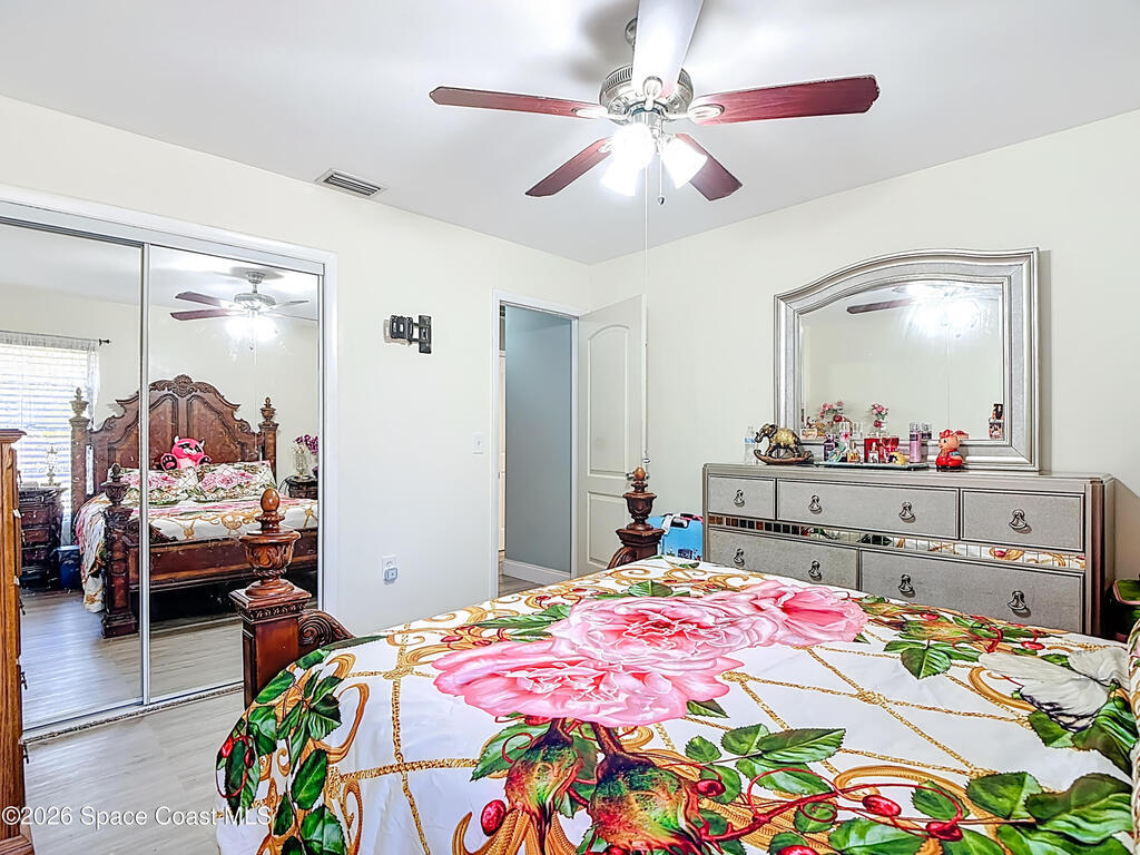 216 Greenwood Avenue, Lehigh Acres, FL 33936