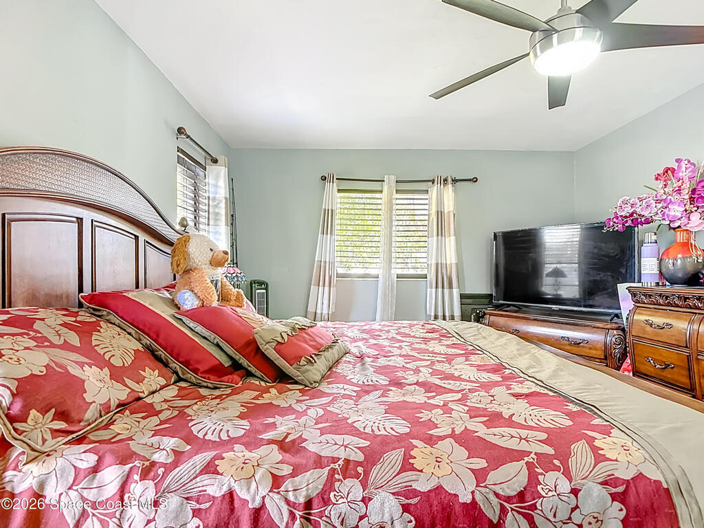 216 Greenwood Avenue, Lehigh Acres, FL 33936