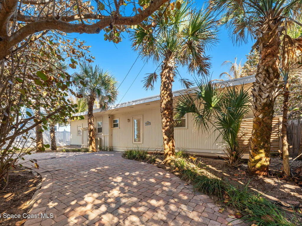 9556 Doubloon Drive, Vero Beach, FL 32963