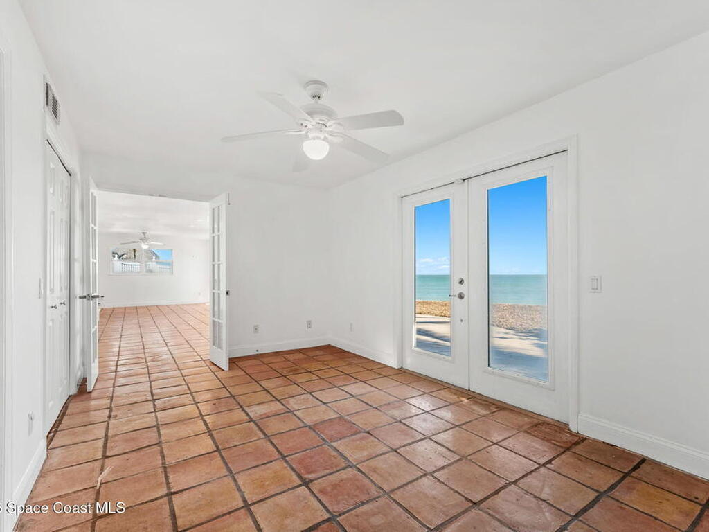 9556 Doubloon Drive, Vero Beach, FL 32963