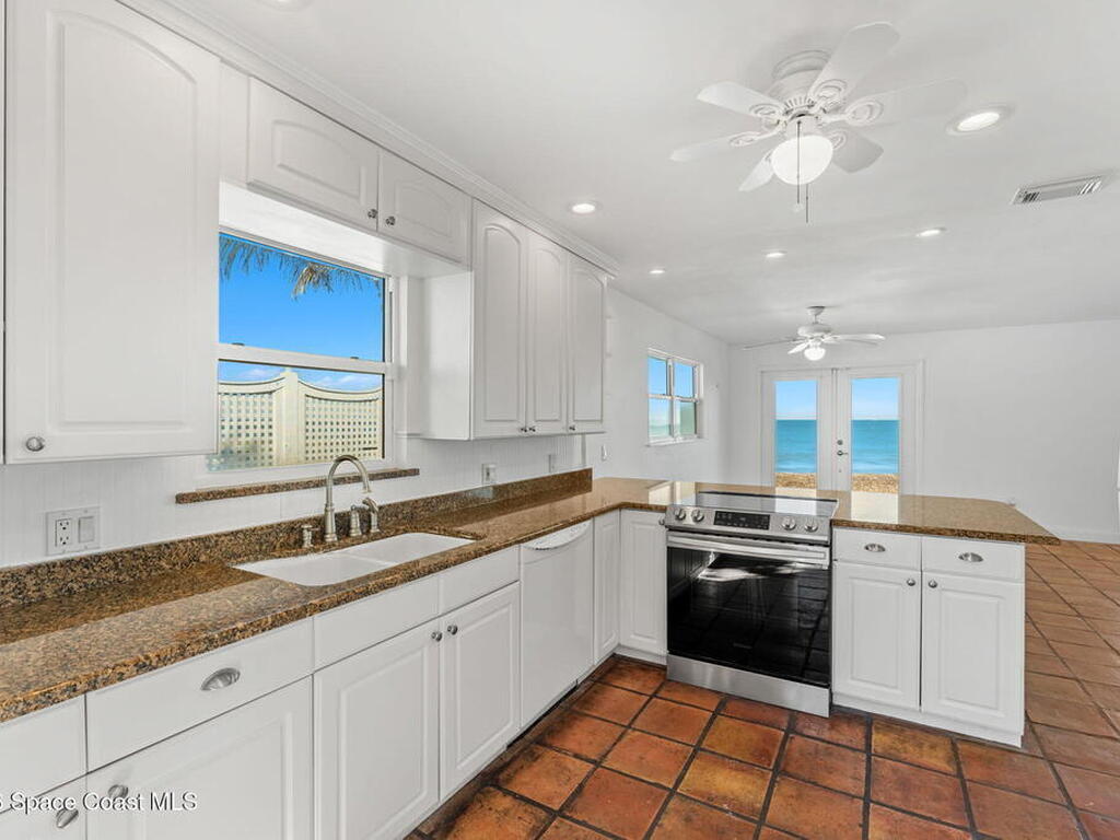 9556 Doubloon Drive, Vero Beach, FL 32963