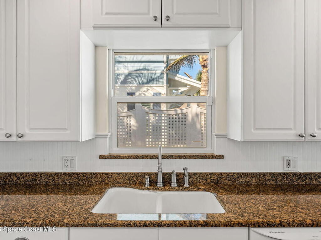 9556 Doubloon Drive, Vero Beach, FL 32963