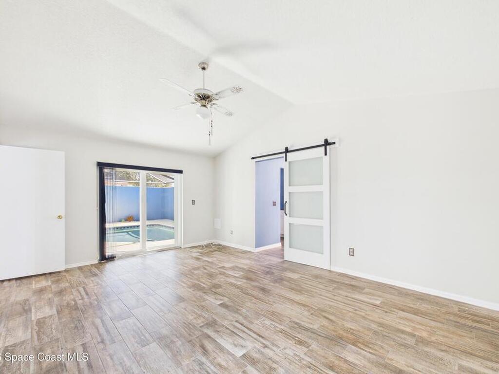 325 Country Walk Street, Melbourne, FL 32940