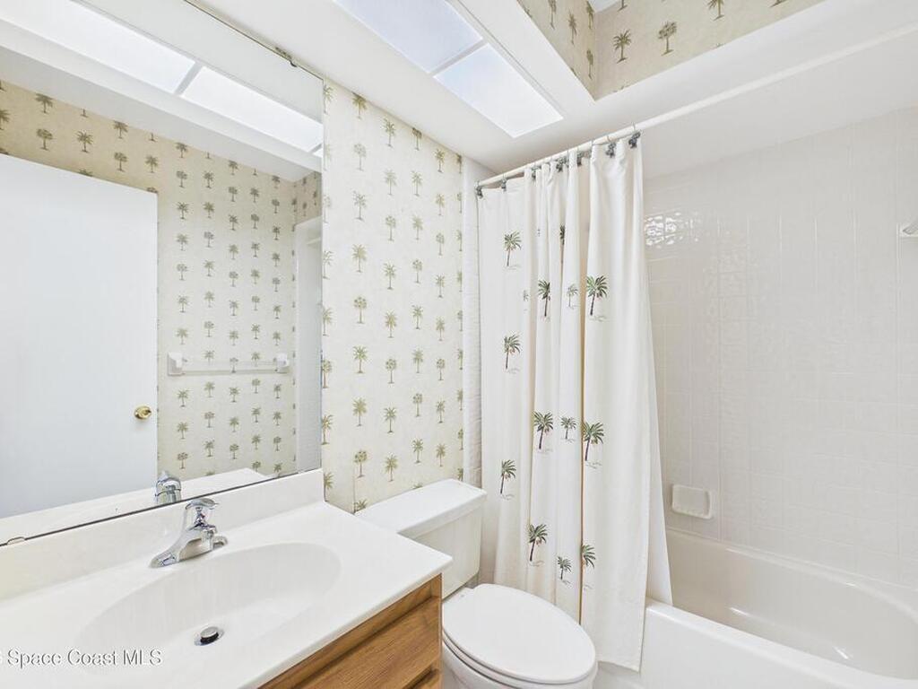 325 Country Walk Street, Melbourne, FL 32940