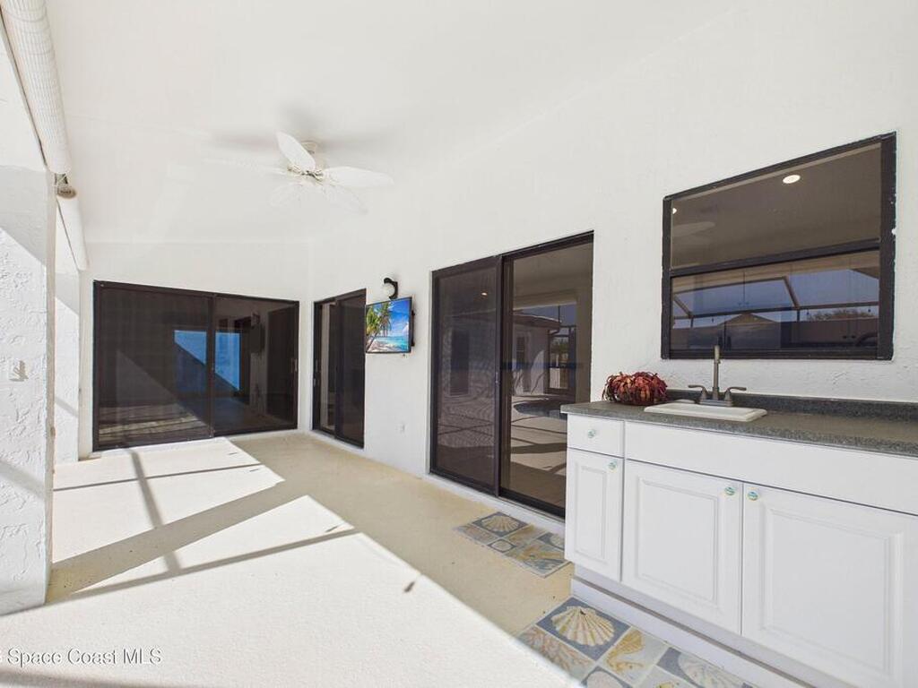 325 Country Walk Street, Melbourne, FL 32940