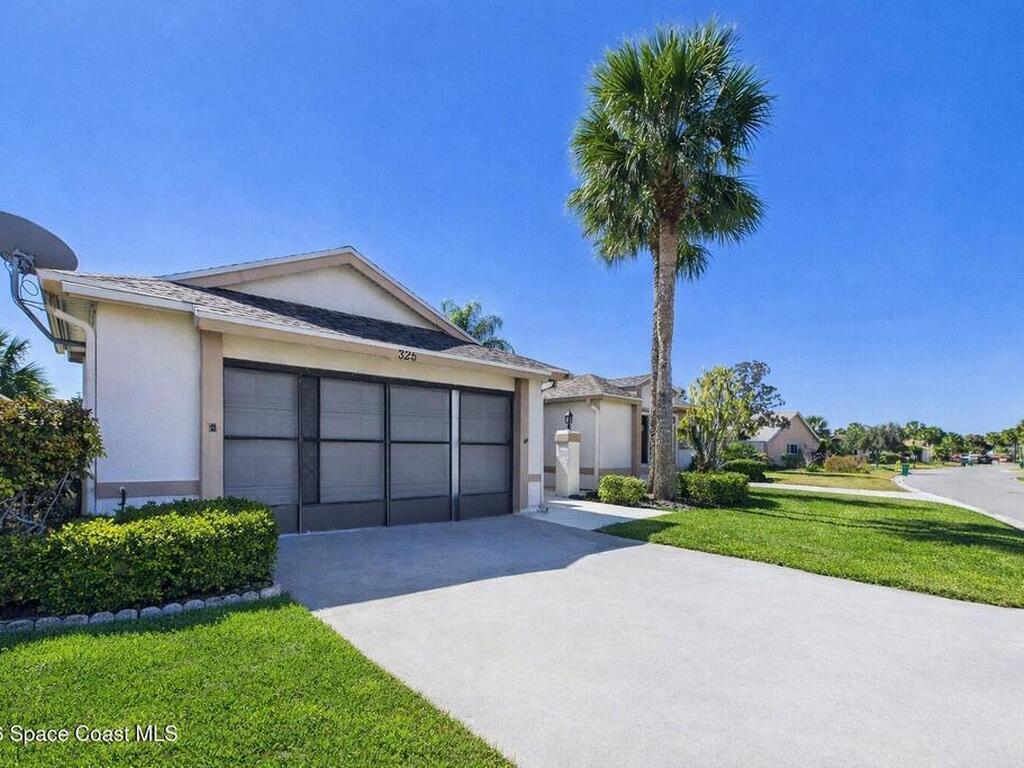 325 Country Walk Street, Melbourne, FL 32940