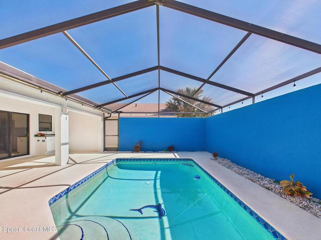 325 Country Walk Street, Melbourne, FL 32940