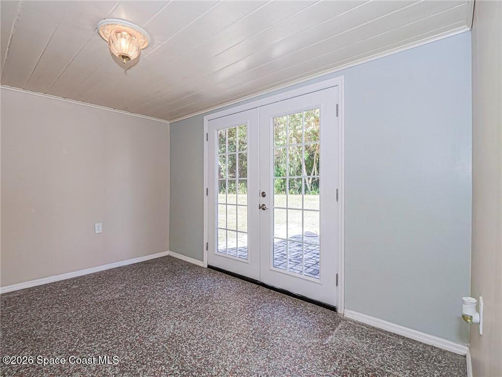 2049 50th Avenue, Vero Beach, FL 32966