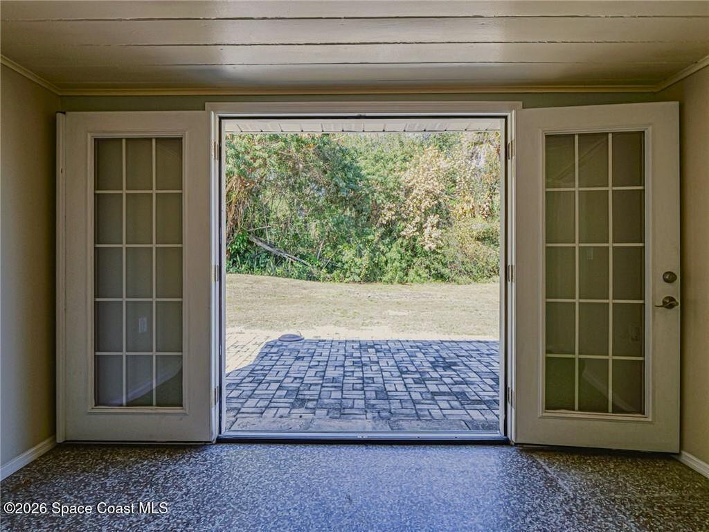 2049 50th Avenue, Vero Beach, FL 32966