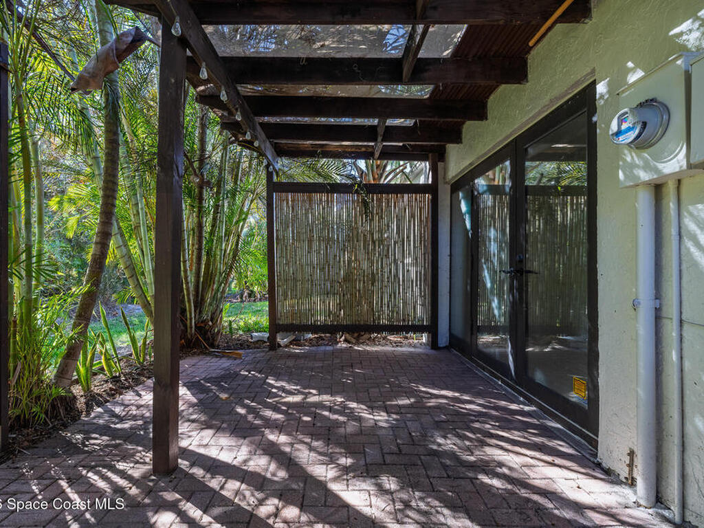 405 Hawthorne Court, Indian Harbour Beach, FL 32937