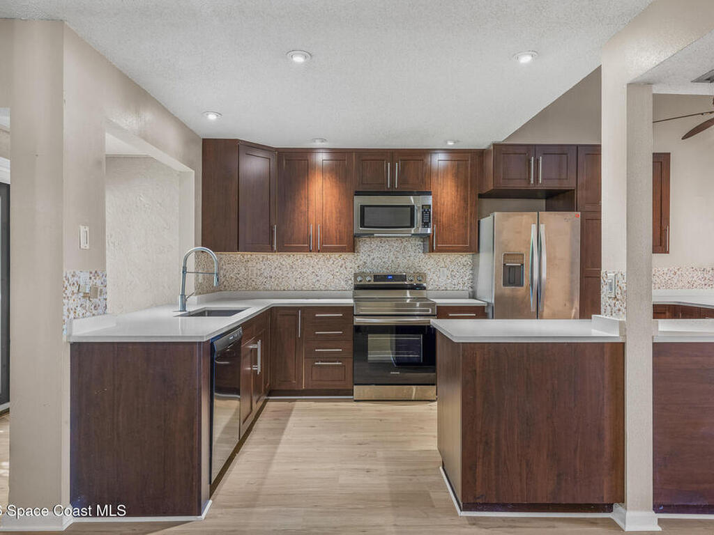 405 Hawthorne Court, Indian Harbour Beach, FL 32937