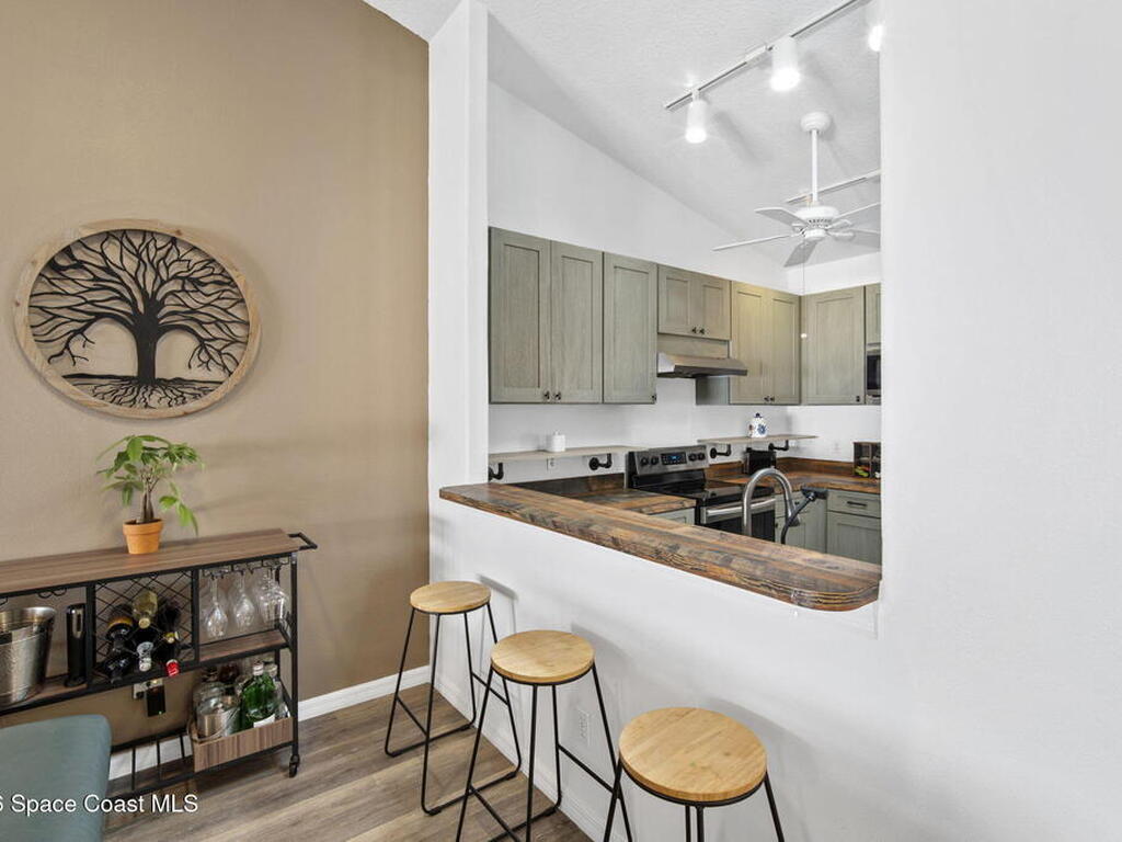 837 Poinsetta Drive, Indian Harbour Beach, FL 32937