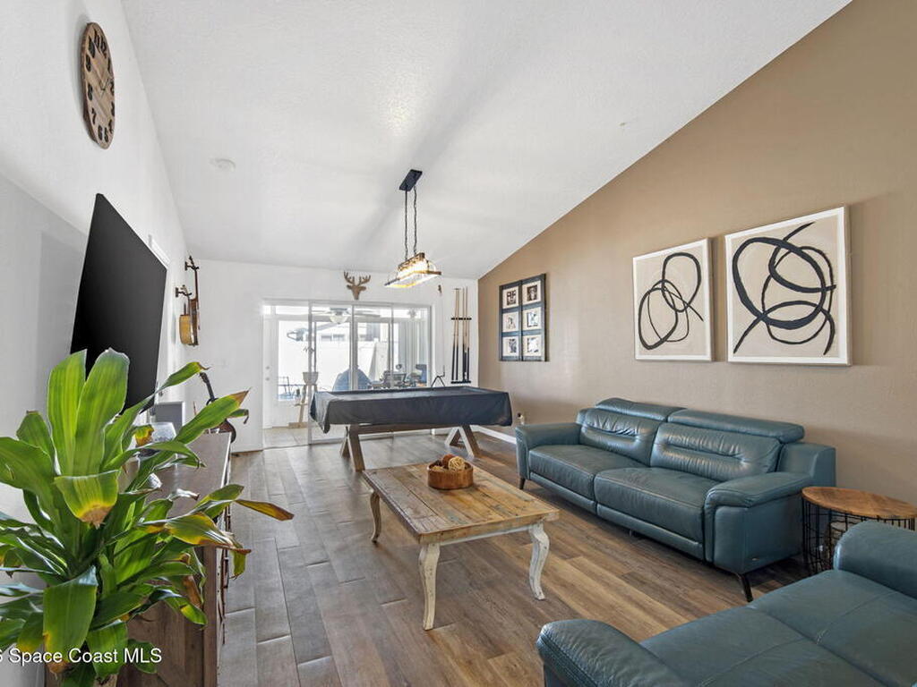 837 Poinsetta Drive, Indian Harbour Beach, FL 32937