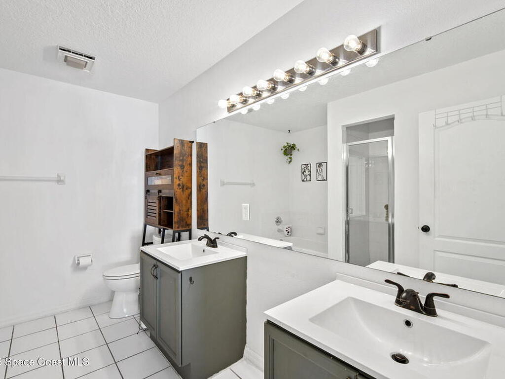 837 Poinsetta Drive, Indian Harbour Beach, FL 32937