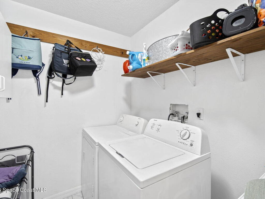 837 Poinsetta Drive, Indian Harbour Beach, FL 32937