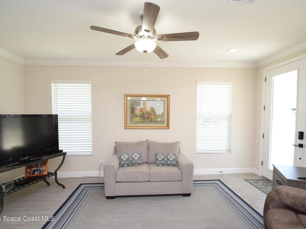 110 W Fee Avenue, Melbourne, FL 32901