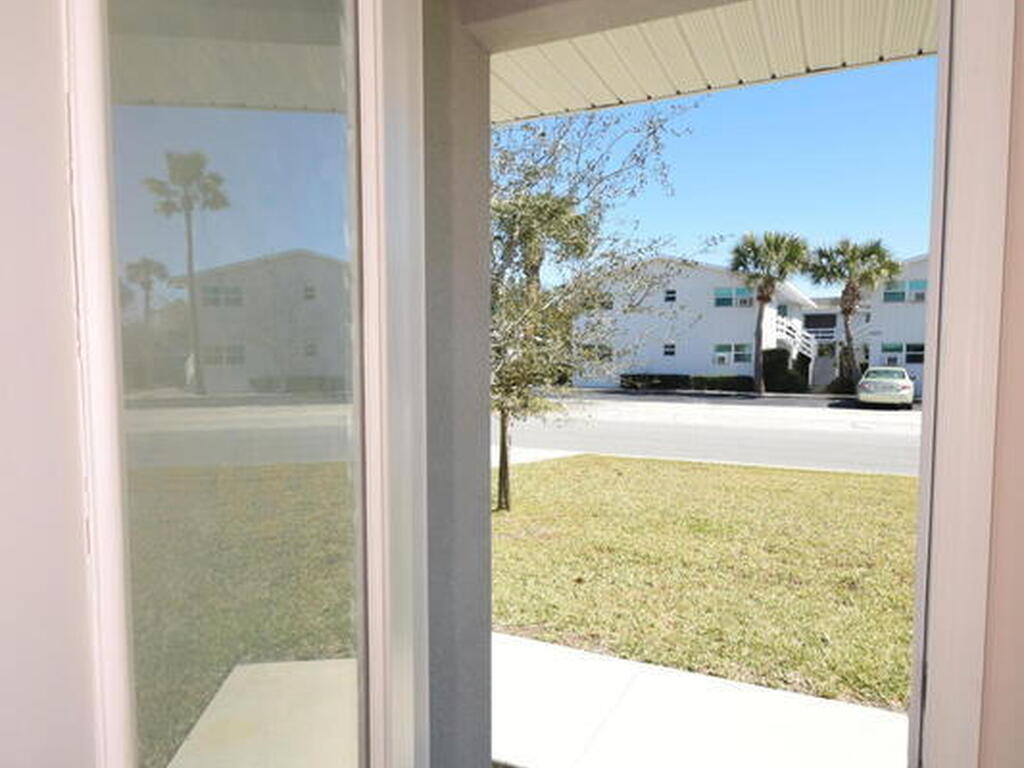 110 W Fee Avenue, Melbourne, FL 32901