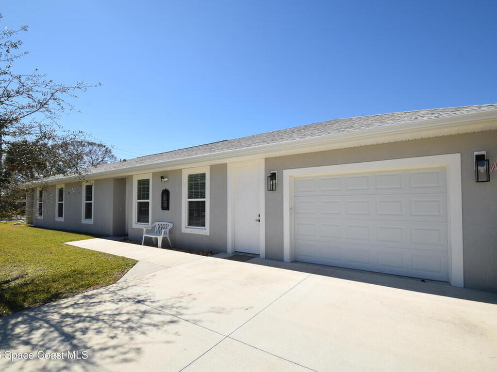 110 W Fee Avenue, Melbourne, FL 32901