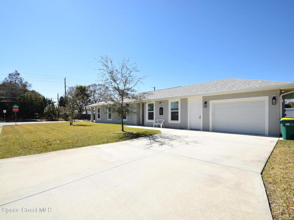 110 W Fee Avenue, Melbourne, FL 32901