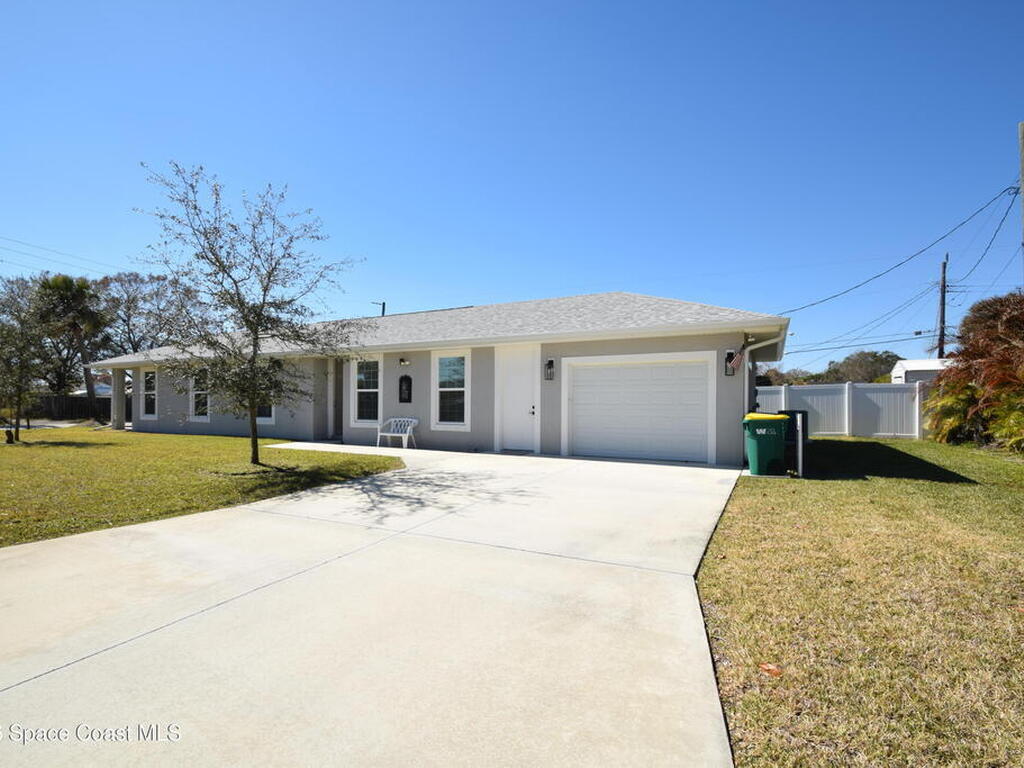 110 W Fee Avenue, Melbourne, FL 32901