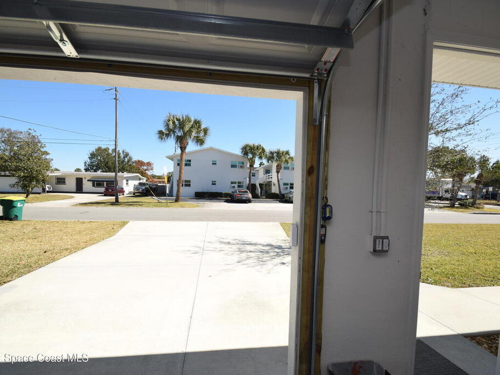 110 W Fee Avenue, Melbourne, FL 32901