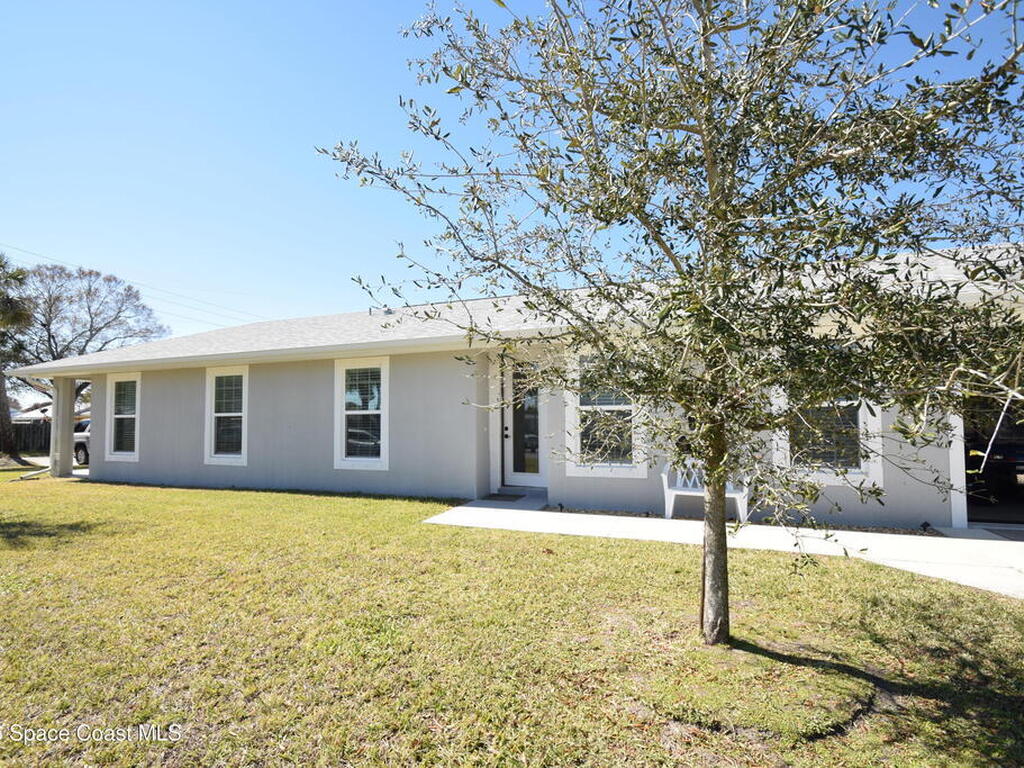 110 W Fee Avenue, Melbourne, FL 32901