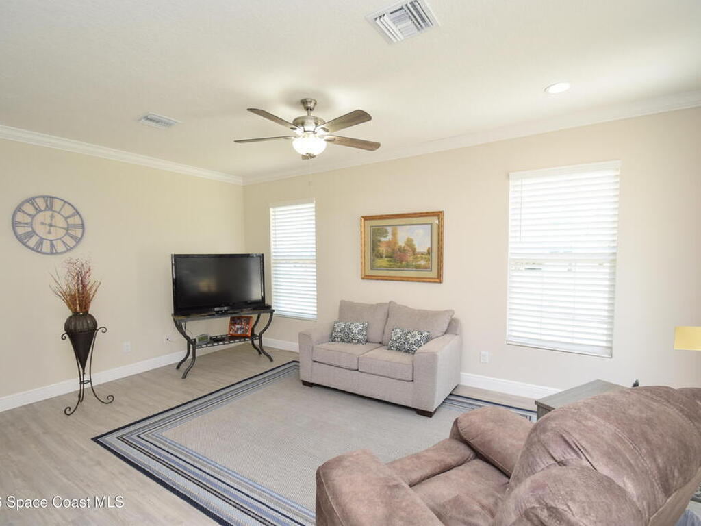 110 W Fee Avenue, Melbourne, FL 32901