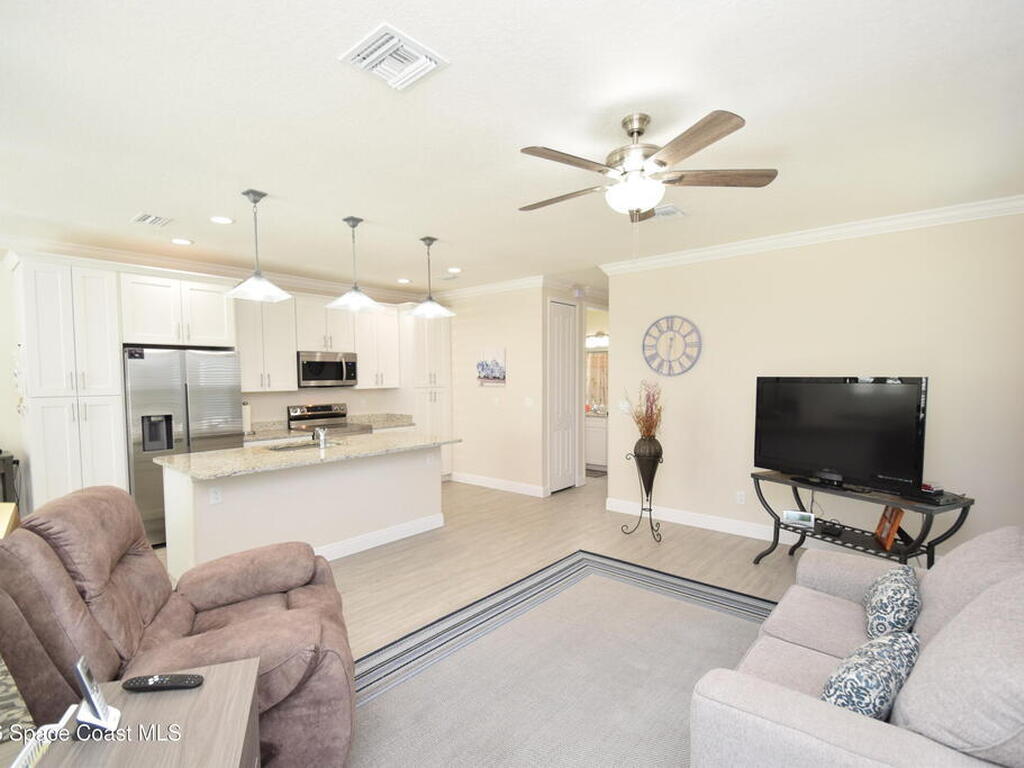 110 W Fee Avenue, Melbourne, FL 32901