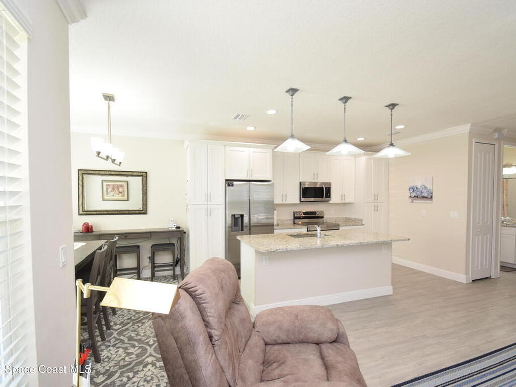 110 W Fee Avenue, Melbourne, FL 32901