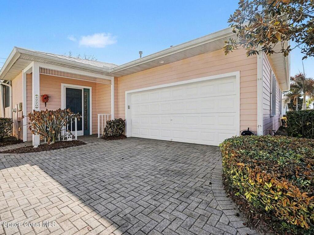 4220 Alamanda Key Drive, Melbourne, FL 32901