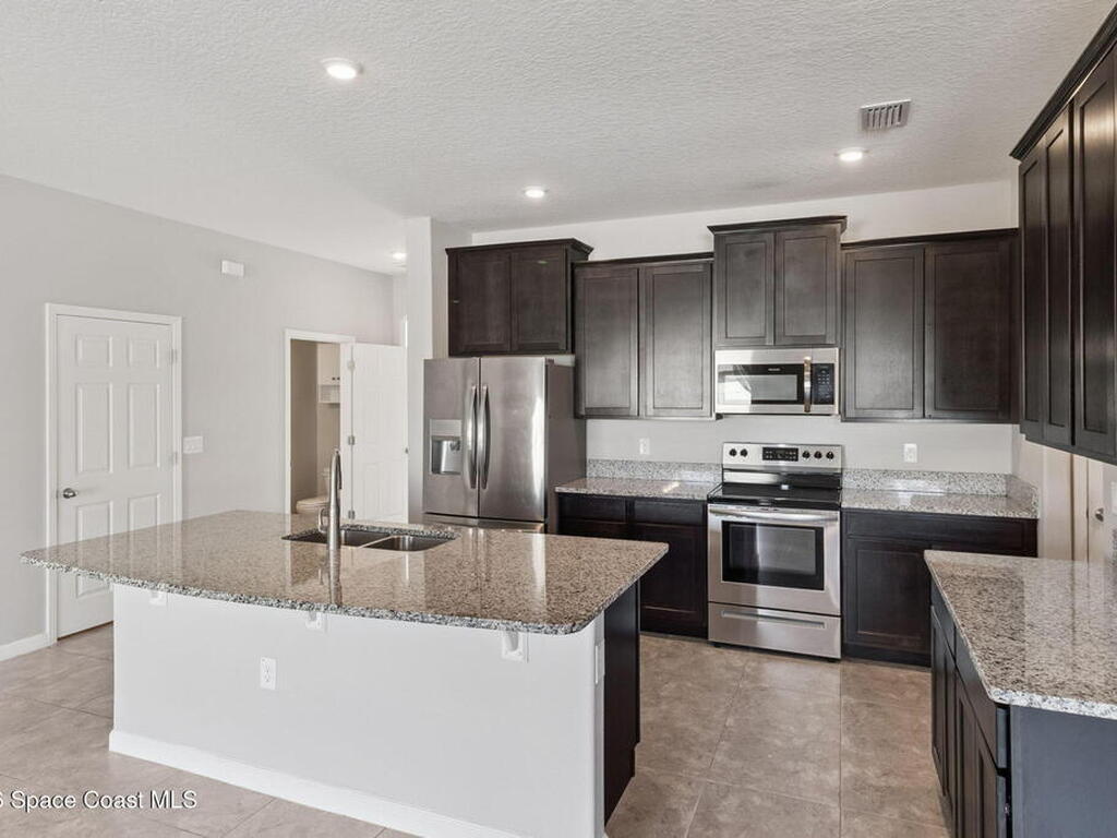 4040 Dragonfly Drive, West Melbourne, FL 32904