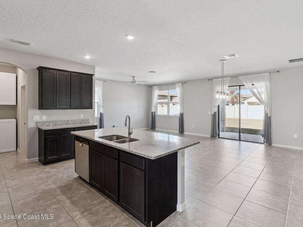 4040 Dragonfly Drive, West Melbourne, FL 32904