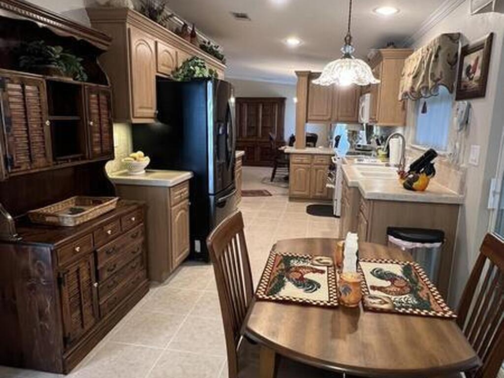 621 Puffin Drive, Barefoot Bay, FL 32976