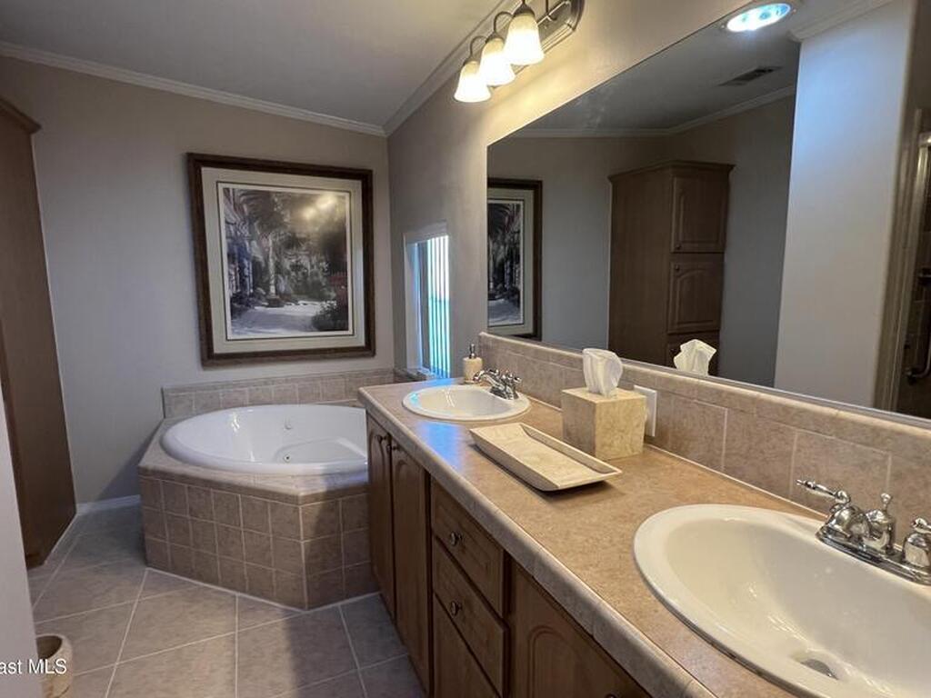 621 Puffin Drive, Barefoot Bay, FL 32976