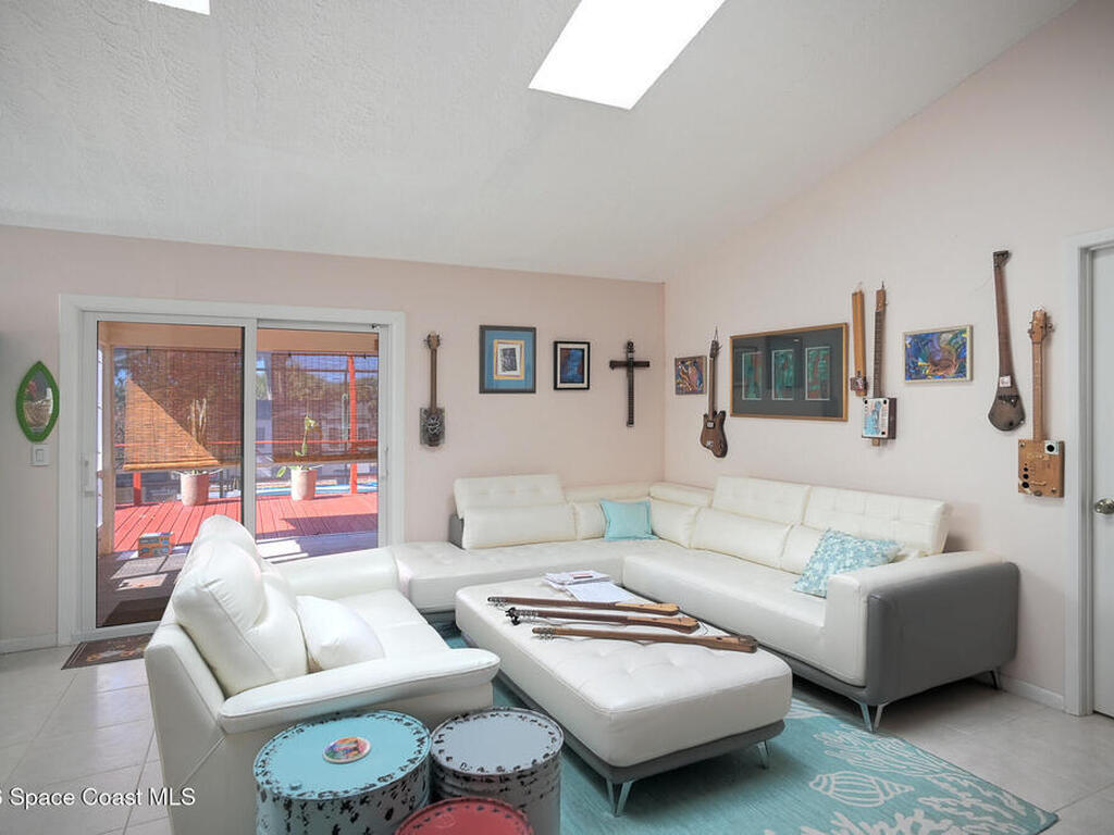 6506 Floridana Avenue, Melbourne Beach, FL 32951