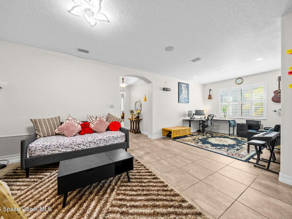 8112 Strom Park Drive, Melbourne, FL 32940