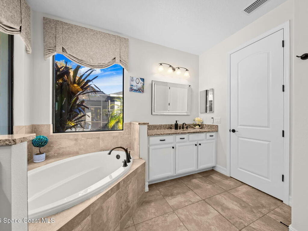 8112 Strom Park Drive, Melbourne, FL 32940