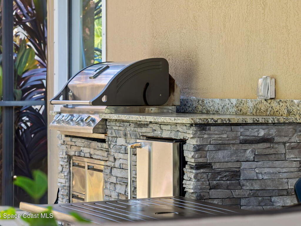 8112 Strom Park Drive, Melbourne, FL 32940