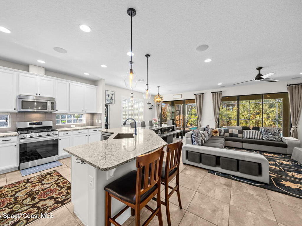 8112 Strom Park Drive, Melbourne, FL 32940